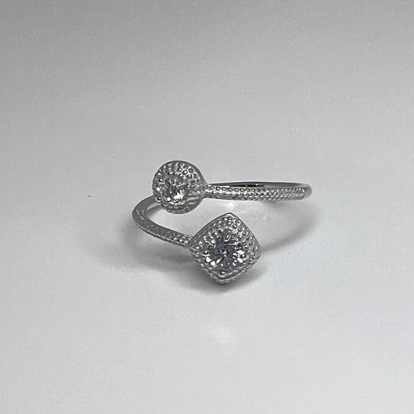 Clearance Sale $20! Sterling Silver Cz Ring - Picture 12 of 16
